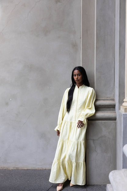 Lumiéra butter yellow